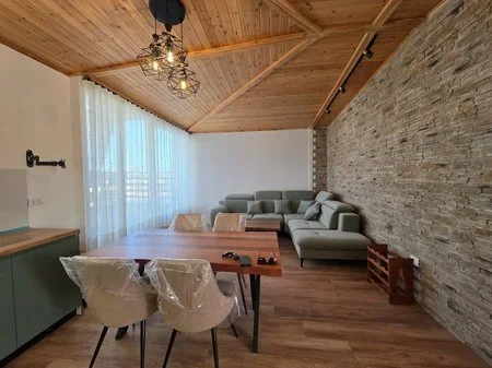 Tirane, jepet me qera apartament duplex 2+1 Kati 8, 130 m² 700 € 