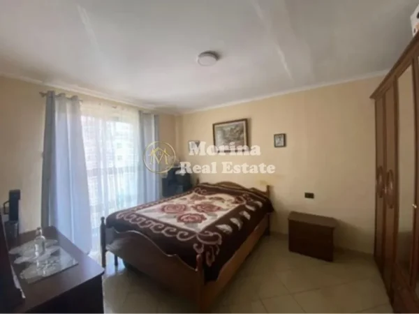 Tirane, shitet apartament 1+1 Kati 4, 47 m² 77.600 € (Shkolla e Bashkuar)