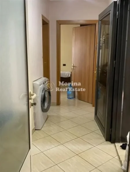 Tirane, shitet apartament 1+1 Kati 4, 47 m² 77.600 € (Shkolla e Bashkuar)