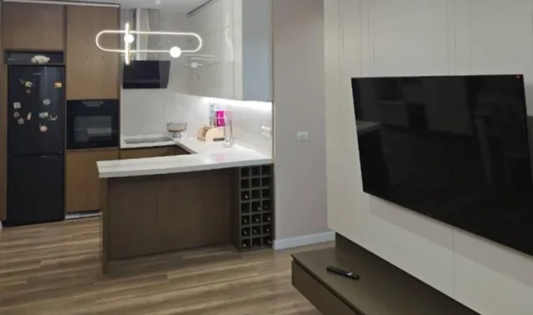 Tirane, jepet me qera apartament 2+1+Ballkon Kati 1, 98 m² 600 € (Thoma Koxhaj)