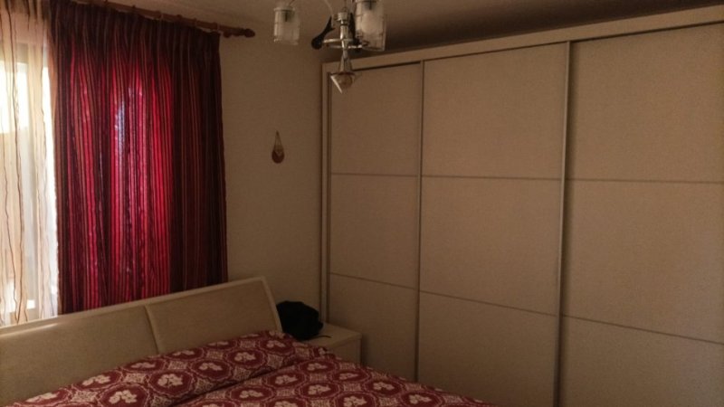 Tirane, jepet me qera apartament 2+1 Kati 7, 80 m² 700 € (fusha aviacionit)