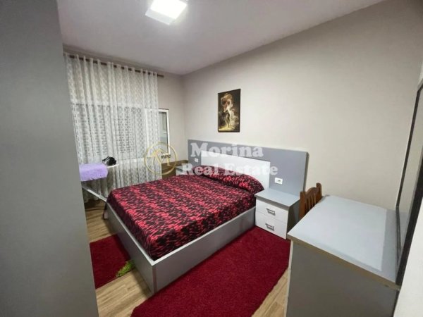 Tirane, jepet me qera shtepi 2+1 Kati 1, 90 m² 450 € (Rruga 5 Maji)