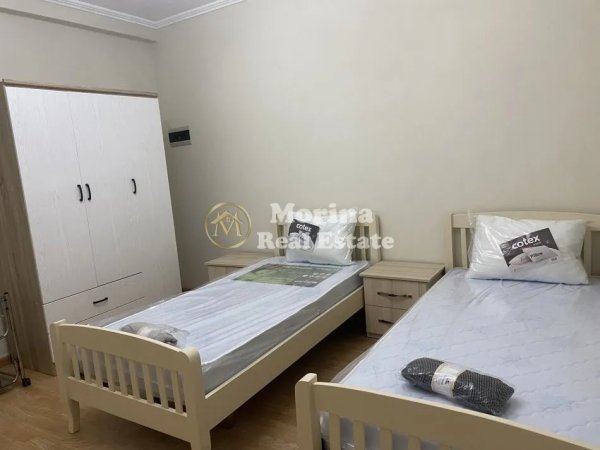 Tirane, jepet me qera garsonier 1+1 Kati 1, 40 m² 300 € (Qytet Studenti)