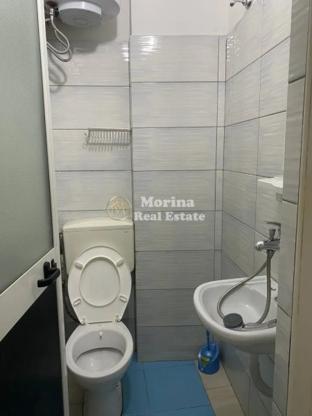 Tirane, jepet me qera garsonier 1+1 Kati 1, 40 m² 300 € (Qytet Studenti)