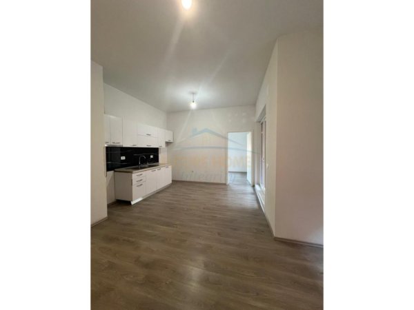 SHITET APARTAMENT 1+1 KOMPLEKSI MANGALEM, ALI DEM