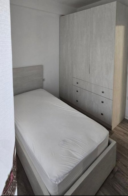 Tirane, jepet me qera apartament 2+1 Kati 3, 82 m² 630 € (liqeni thate)