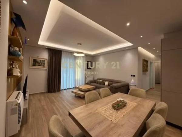 Tirane, jepet me qera apartament 2+1+Aneks+Ballkon Kati 2, 120 m² 1.500 € (Neom128927)