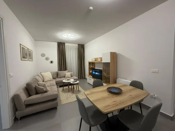 Tirane, jepet me qera apartament 2+1 Kati 3, 180 m² 1.200 € (Liqeni i Thate.)