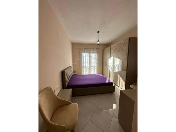 Tirane, jepet me qera apartament 2+1+Parkim Kati 3, 107 m² 670 € (Green City , Unaza e Re)