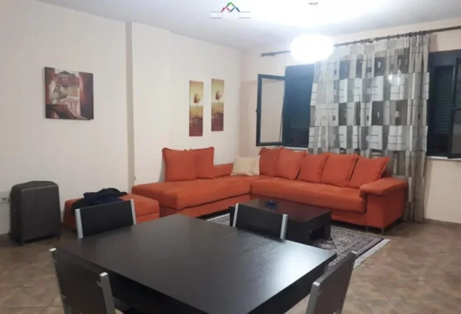 Tirane, jepet me qera apartament 1+1 Kati 9, 80 m² 600 € (Bllok)