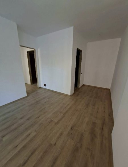 TIRANE SHITET APARTAMENT 2+1+2  185.000 € (PALLATI I BRIGADAVE)