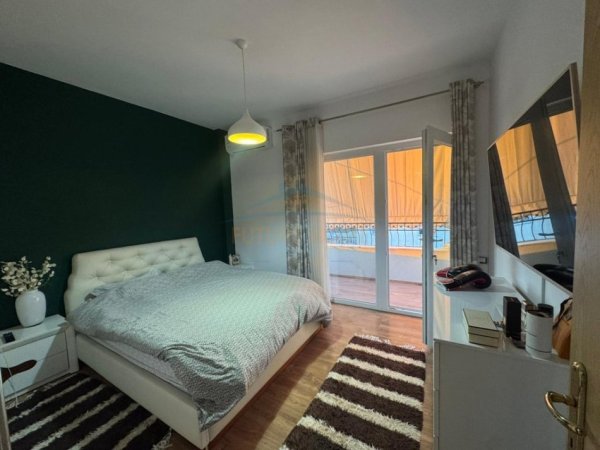 Tirane, shitet apartament 2+1 Kati 4, 141 m² 200.000 € (Rruga Jordan Misja)