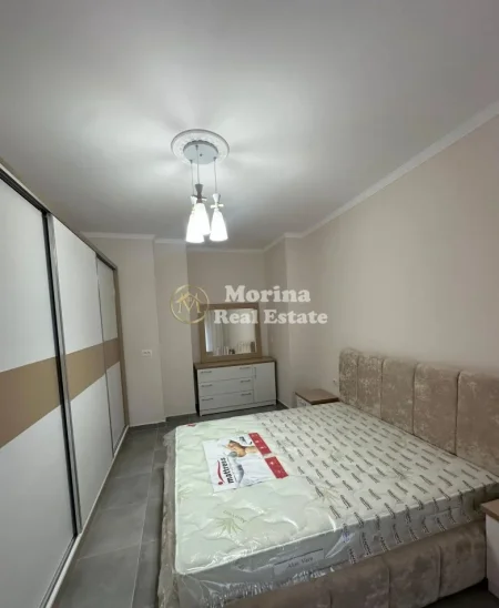 Tirane, jepet me qera apartament 2+1 Kati 3, 84 m² 700 € (Medreseja)