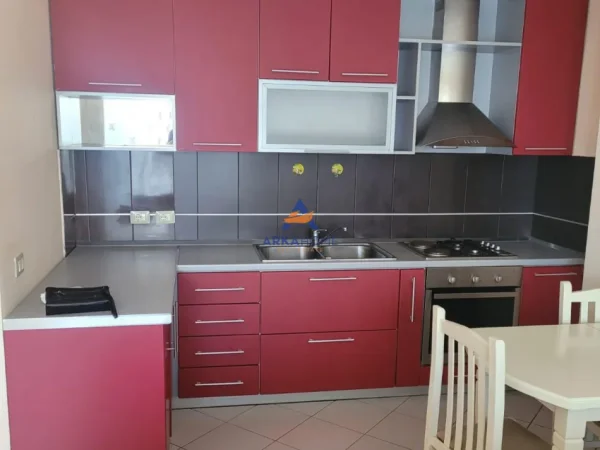Tirane, shitet apartament 1+1+Ballkon Kati 2, 70 m² 158.500 €