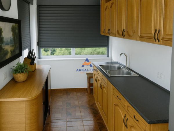 Tirane, jepet me qera apartament 2+1 Kati 2, 105 m² 600 € 