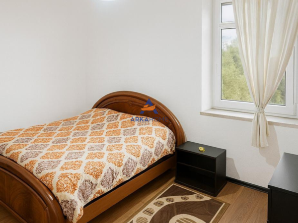 Tirane, jepet me qera apartament 2+1 Kati 2, 105 m² 600 € 