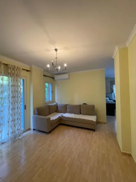 Tirane, shitet apartament 2+1 Kati 1, 82 m² 130.000 € (Rruga Shefqet Kuka, Tiranë)