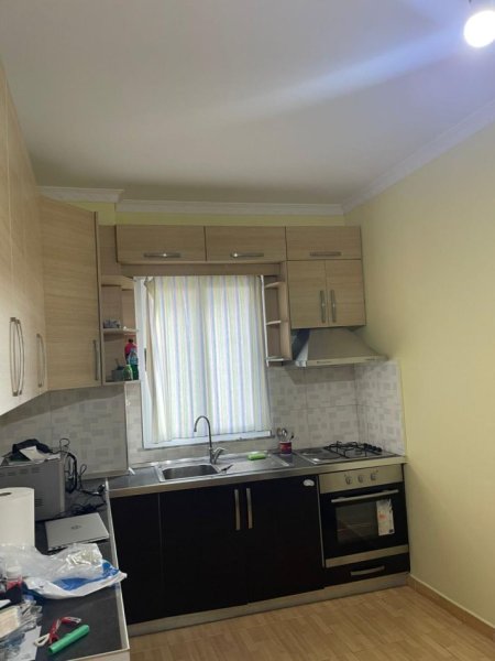 Tirane, shitet apartament 2+1 Kati 1, 82 m² 130.000 € (Rruga Shefqet Kuka, Tiranë)
