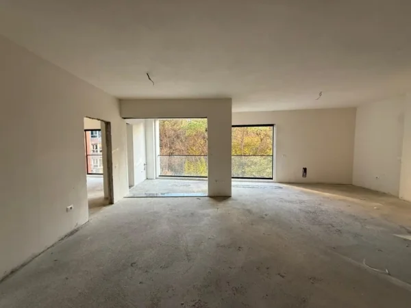 Tirane, shitet apartament 2+1 Kati 4, 143 m² 572.800 € (Stadiumi Air Albania)