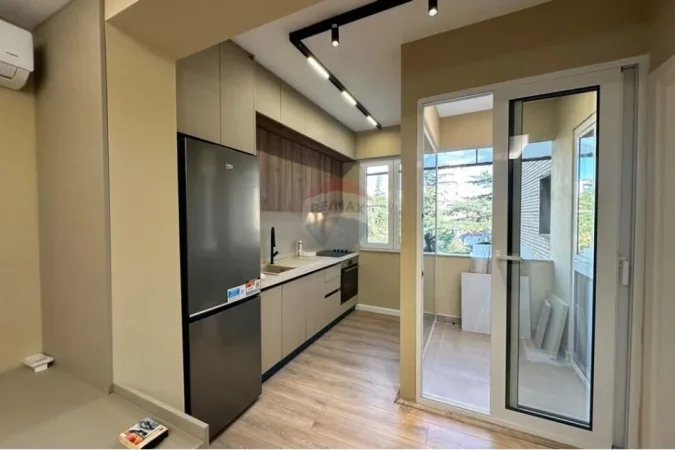 Tirane, shitet apartament 1+1 Kati 3, 48 m² 128.000 € (Rruga Muhamet Gjollesha, 21 Dhjetori, Tiranë)