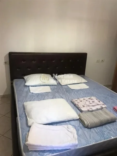 Tirane, jepet me qera apartament 3+1 Kati 1, 98 m² 450 € (Kamez)