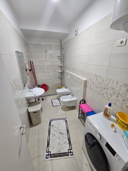 Tirane, shes apartament 1+1+Ballkon Kati 6, 83 m² 160.000 € (Rruga Muzaket)