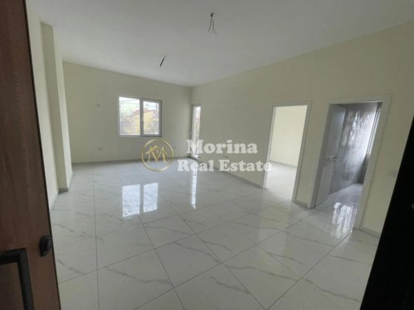 Tirane, jepet me qera ambjent biznesi Kati 1, 65 m² 450 € (Kamez)