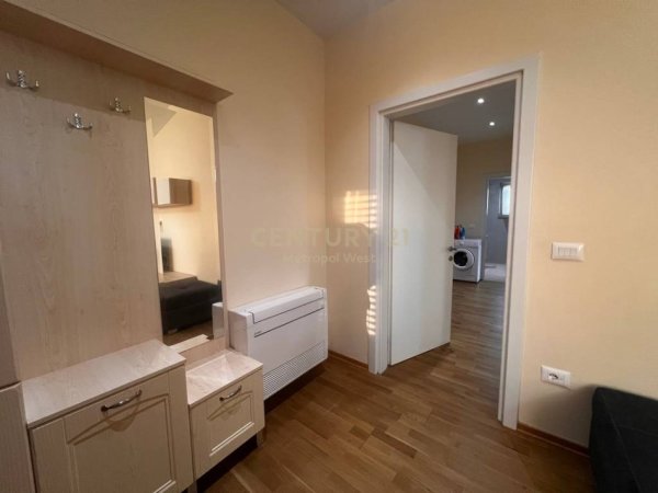 Tirane, jepet me qera apartament 2+1 Kati 3, 75 m² 650 € (Inxhinieria e Ndertimit)