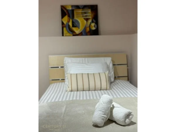 Tirane, jepet me qera apartament Kati 1, 135 m² 750 € (Kompleksi Grand)