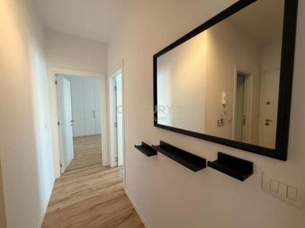Tirane, jepet me qera apartament Kati 5, 109 m² 750 € (Materniteti Ri)