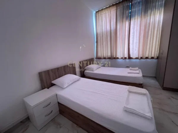 Tirane, jepet me qera apartament 2+1 Kati 2, 630 m² 89 € (Unaza re)