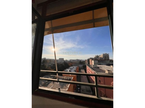 Tirane, jepet me qera apartament Kati 7, 110 m² 750 € (Stacioni Trenit)