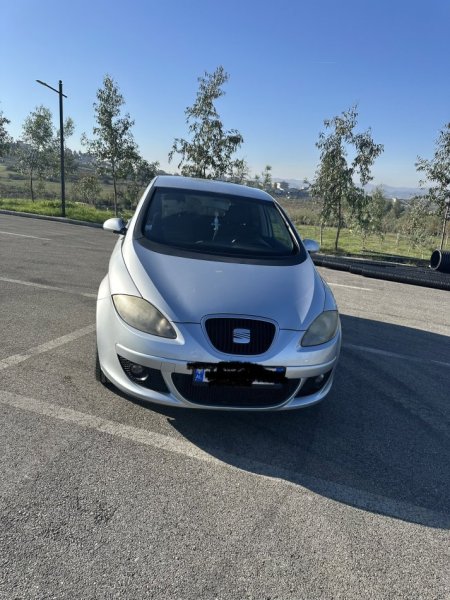 Tirane, shitet makine seat altea , gri metalizato automatik 4.400 €