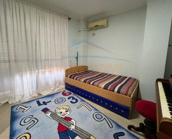 Qera, Apartament 2+1+2+Verande, Unaza e Re
