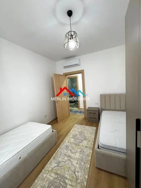 Tirane, jepet me qera apartament 2+1+Ballkon Kati 5, 100 m² 775 € (RRUGA ALBANOPOLI,DON BOSKO)