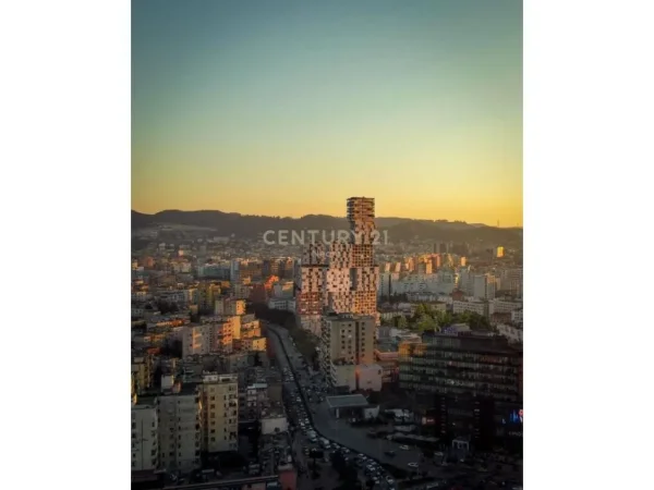 Tirane, shitet apartament 1+1 Kati 15, 87 m² 189.000 € (Neom128789)