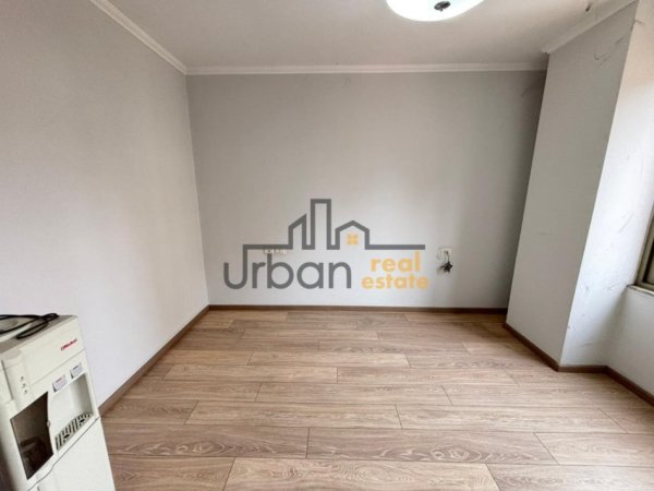 Tirane, shitet apartament 2+1 Kati 3, 103 m² 258.000 € (Rr Muhamet Gjollesha)