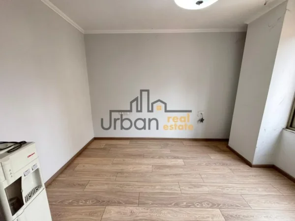 Tirane, shitet apartament 2+1 Kati 3, 103 m² 258.000 € (Rr Muhamet Gjollesha)