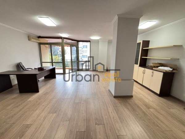 Tirane, shitet apartament 2+1 Kati 3, 103 m² 258.000 € (Rr Muhamet Gjollesha)