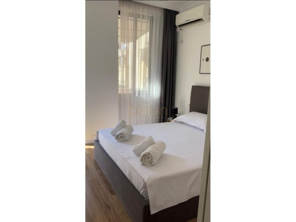 Tirane, jepet me qera apartament 2+1+Ballkon Kati 2, 80 m² 800 € (PRANE SPITALIT GJERMAN)