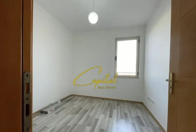Tirane, shitet apartament 2+1 Kati 7, 98 m² 132.000 € (YZBERISHT)