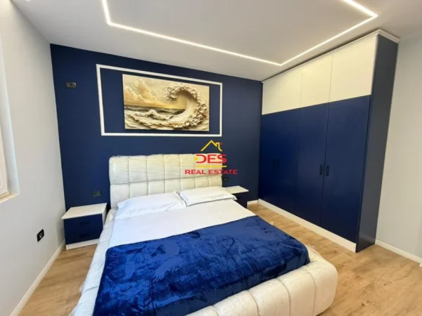 Vlore, shitet apartament 1+1+Ballkon Kati 3, 75 m² 158.000 € (Rruga Dhimitër Konomi)