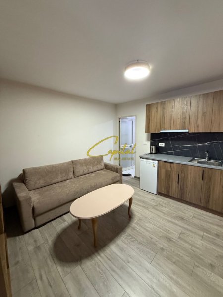 Tirane, jepet me qera apartament Air Bnb 3+1 Kati 2, 120 m² 2.200 € (QENDER)