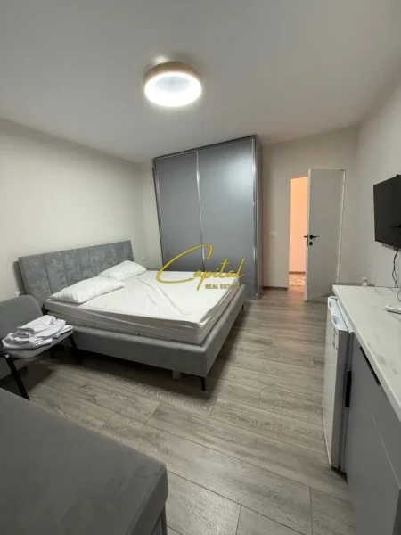 Tirane, jepet me qera apartament Air Bnb 3+1 Kati 2, 120 m² 2.200 € (QENDER)