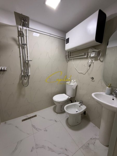 Tirane, jepet me qera apartament Air Bnb 3+1 Kati 2, 120 m² 2.200 € (QENDER)