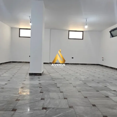 Tirane, jepet me qera ambjent biznesi Kati -1, 200 m² 3.000 € (sami frasheri)