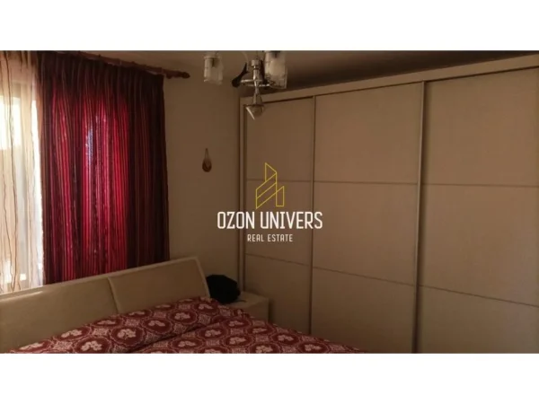 Tirane, jepet me qera apartament 2+1+Ballkon Kati 7, 80 m² 700 € (ish Fusha e Aviacionit)