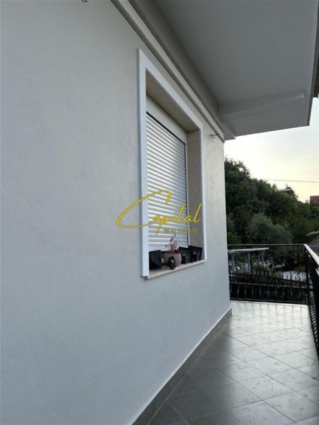 Tirane, jepet me qera Vile 3+1 Kati 2, 500 m² 500 € (VORE)