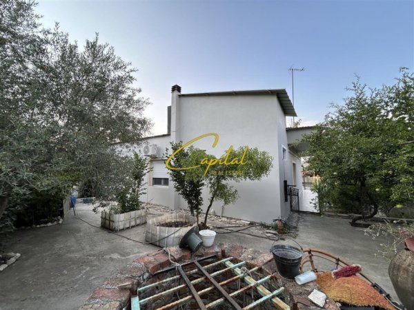 Tirane, jepet me qera Vile 3+1 Kati 2, 500 m² 500 € (VORE)