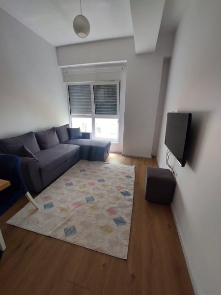 Tirane, jepet me qera apartament 1+1+Ballkon Kati 5, 50 m² 450 € (Jepet me Qera Apartament 1+1 ne Ali Dem tek Rezidenca Kaimi)